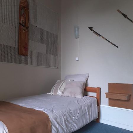 Chenerailles Chambre Ethnique מראה חיצוני תמונה
