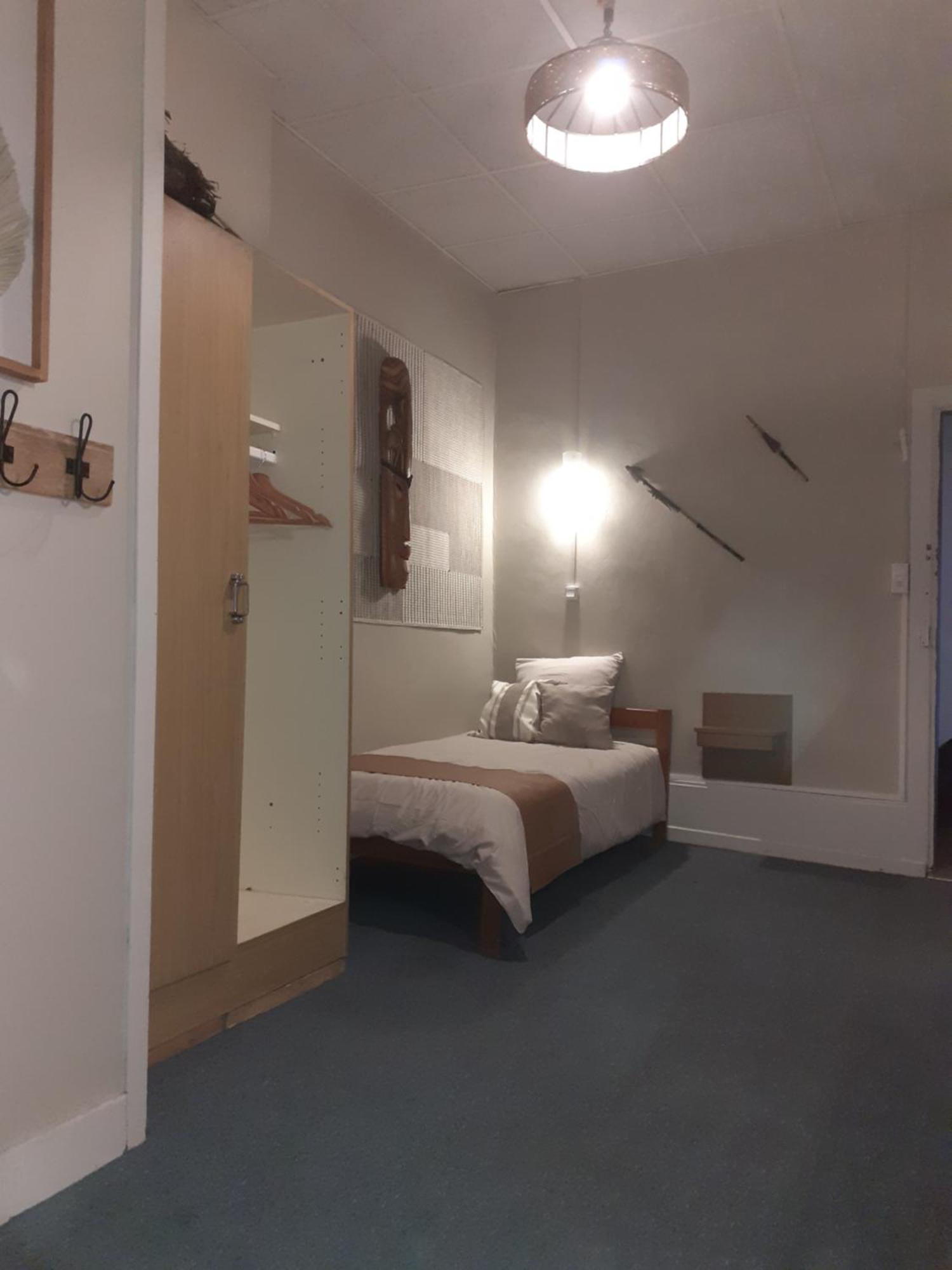 Chenerailles Chambre Ethnique מראה חיצוני תמונה